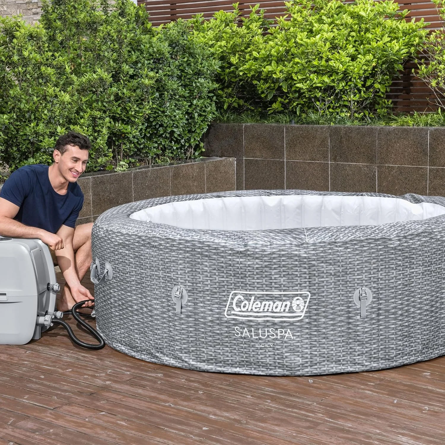 Coleman Napa SaluSpa 2-7 Person Inflatable Round Outdoor Hot Tub Spa