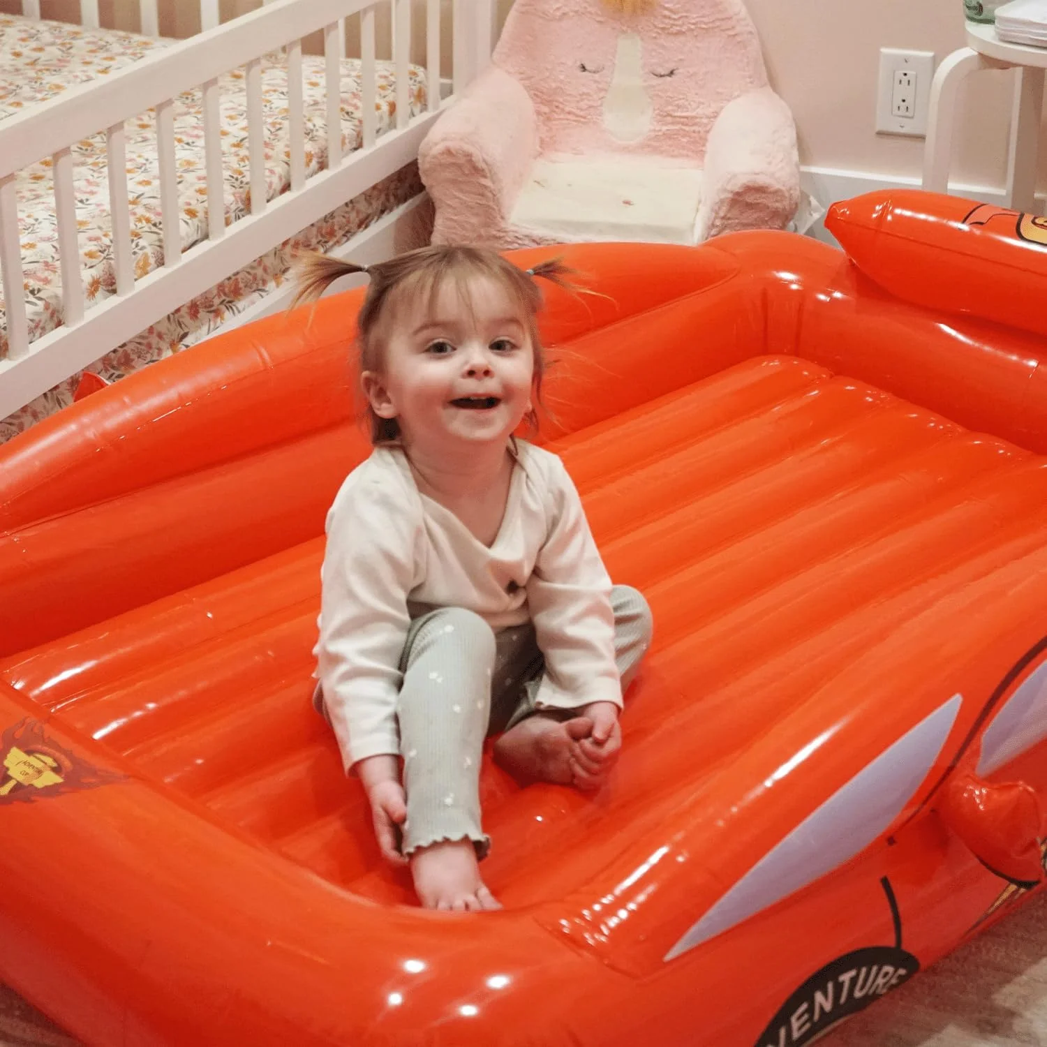 Flying Solo Car Airbed: Comfort for Road Trips